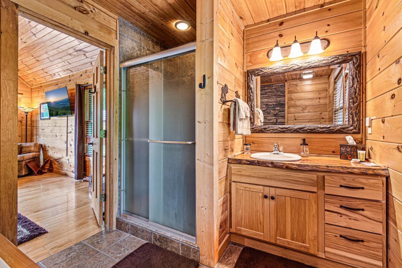 Incredible Views! - Pet Friendly - Aska Adventure Area - Bearfoot Bungalow Blue Ridge Luaran gambar