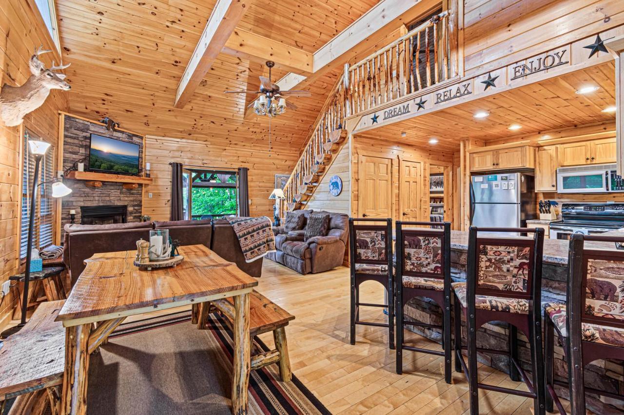 Incredible Views! - Pet Friendly - Aska Adventure Area - Bearfoot Bungalow Blue Ridge Luaran gambar